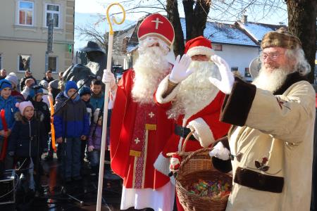 Božični sejem in obisk treh dobrih mož 35 Foto Ljubo Vukelič